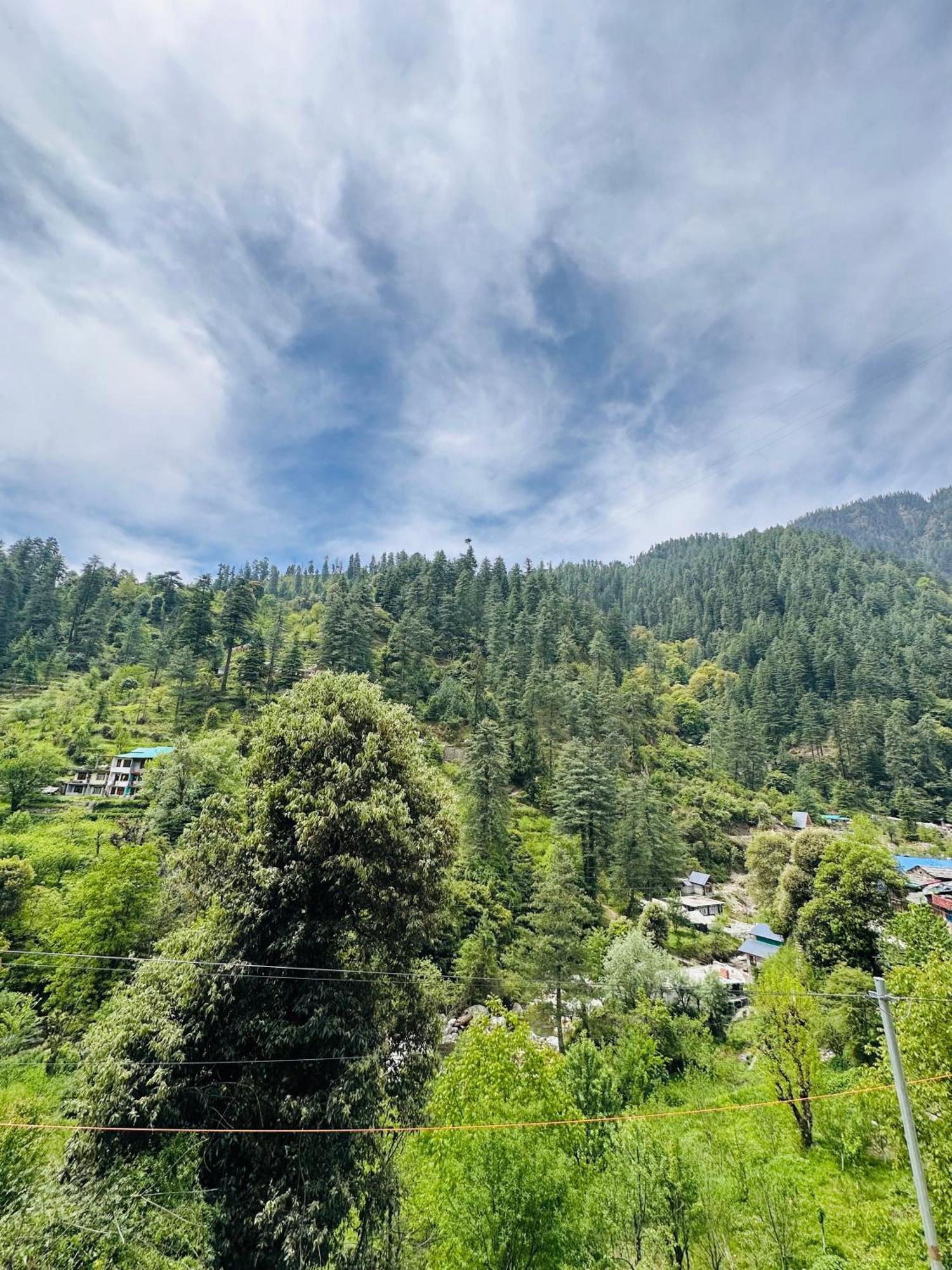 Hostel 360 Degree, Jibhi Exterior photo